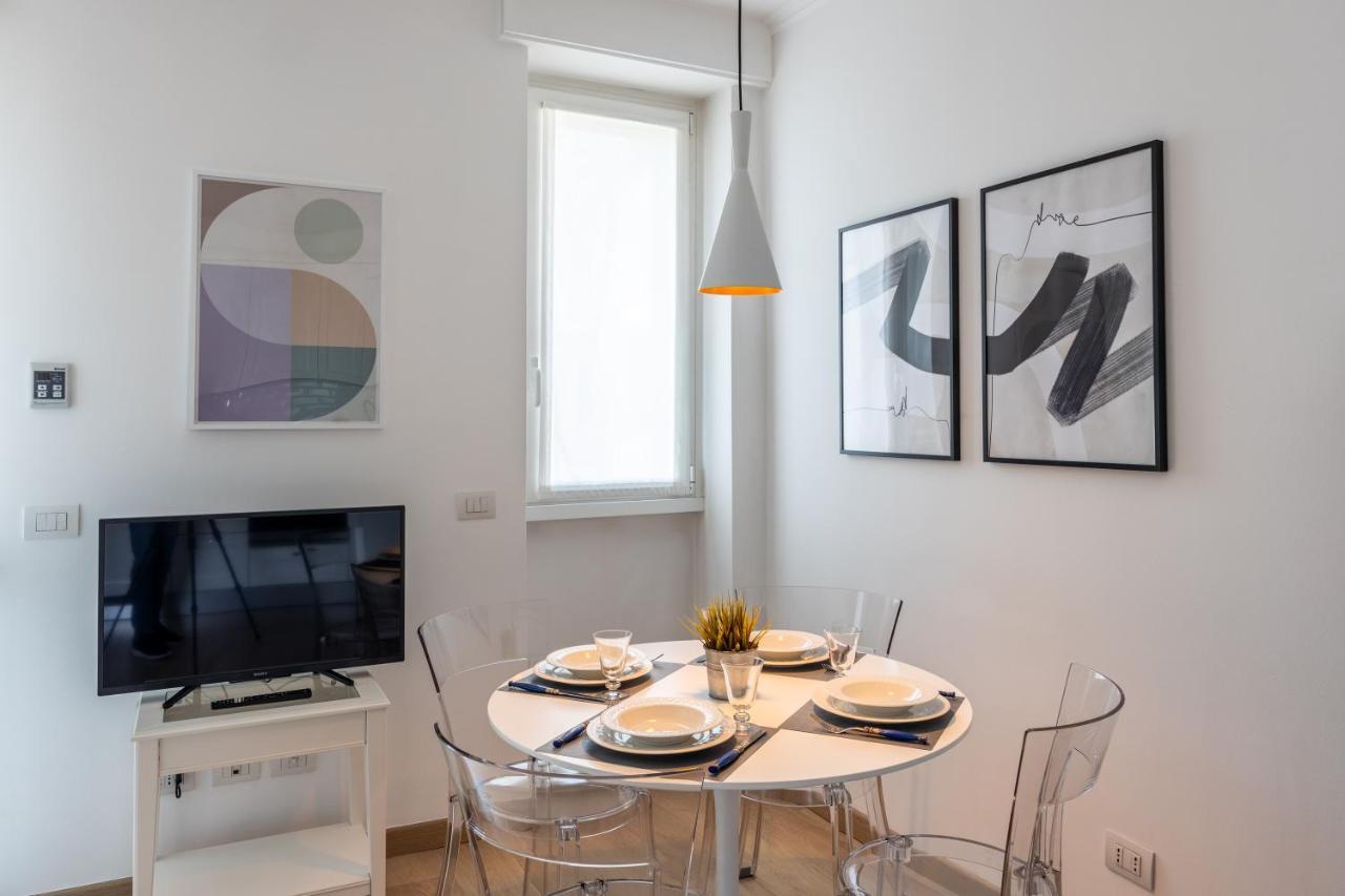 Bocconi Elegante Appartamento Con Wifi มิลาน ภายนอก รูปภาพ